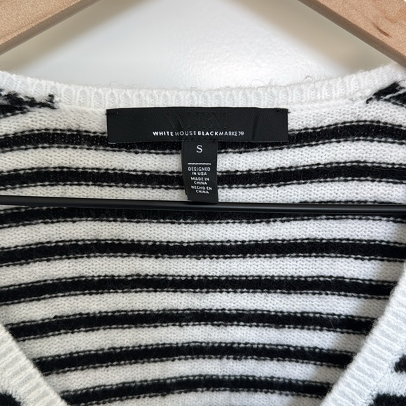 WHBM Puff Sleeve Pullover - Picture 2 of 5